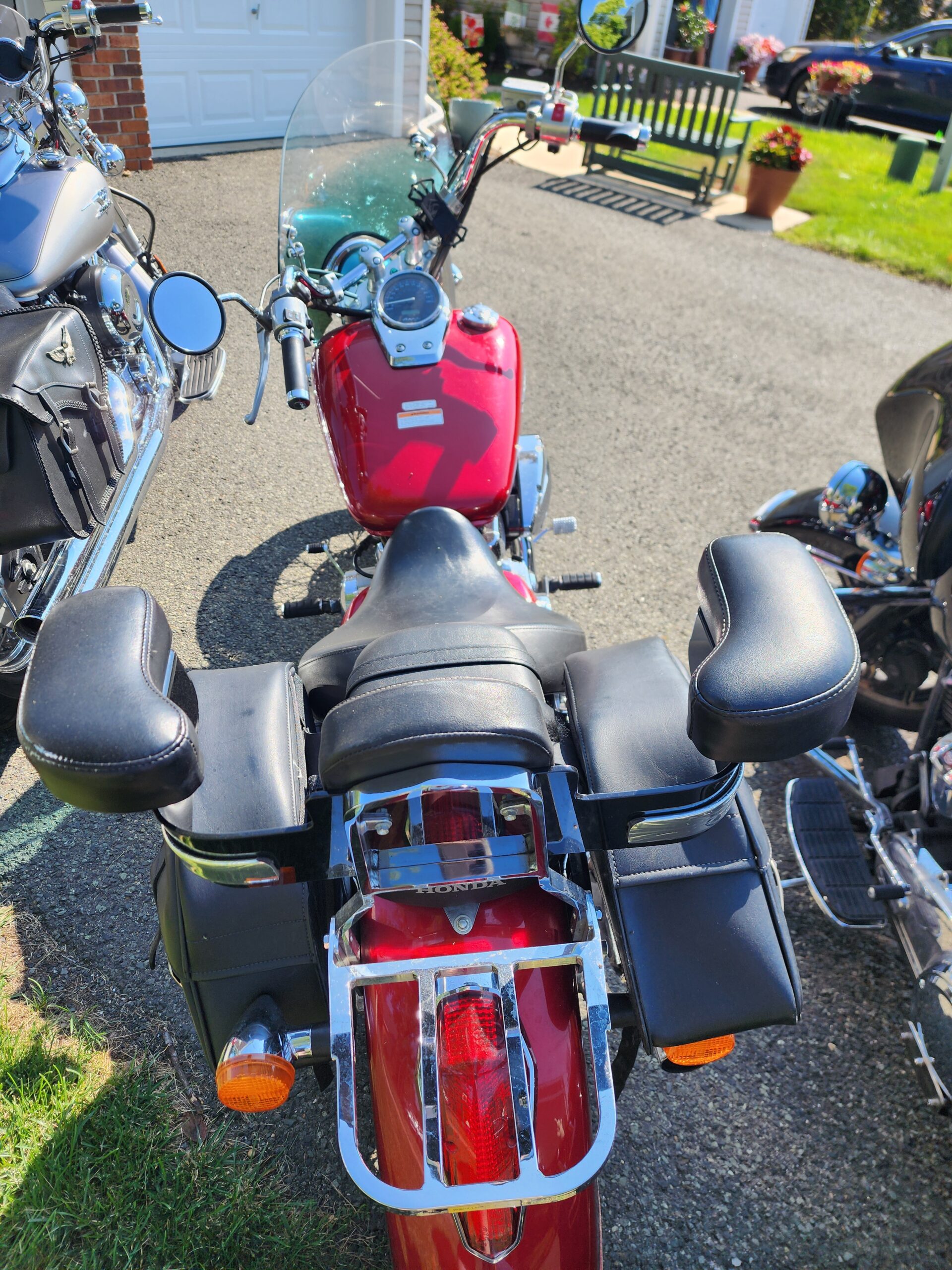 2015 Shadow Aero 750 - Image 2